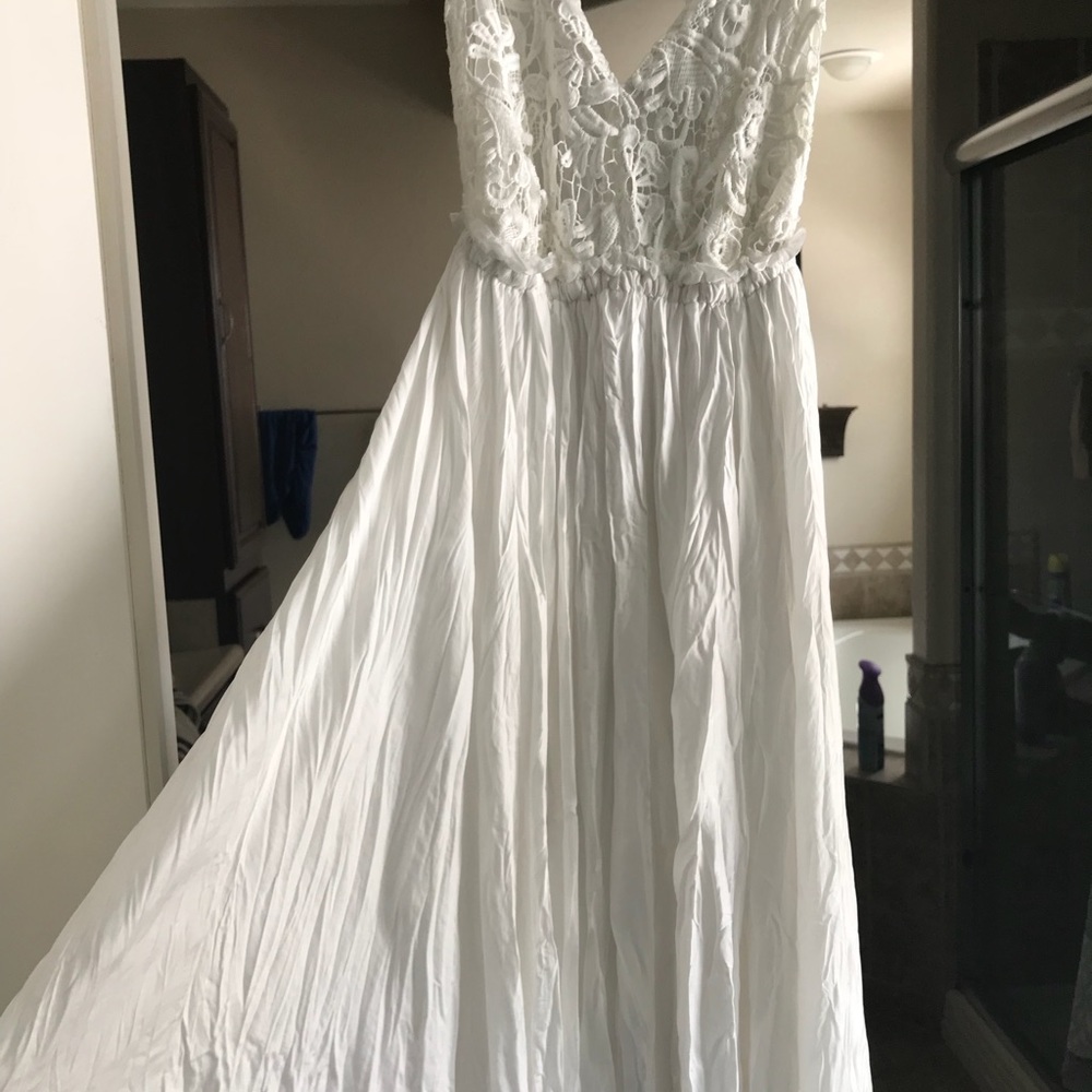 Dress - Picture 3 of 8